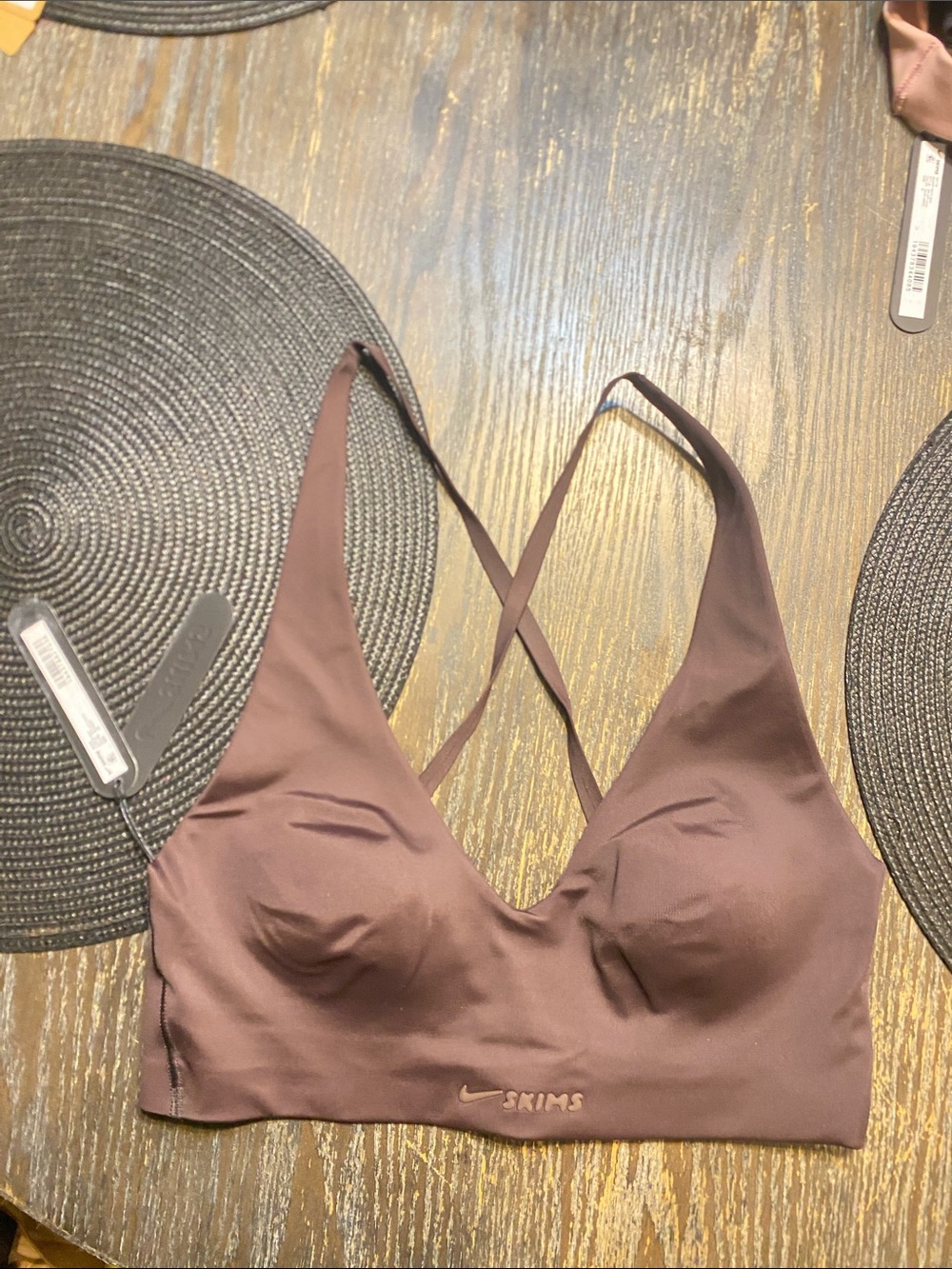 SKIMS Shine V neck Bralette XS phoenix/muave color NWT